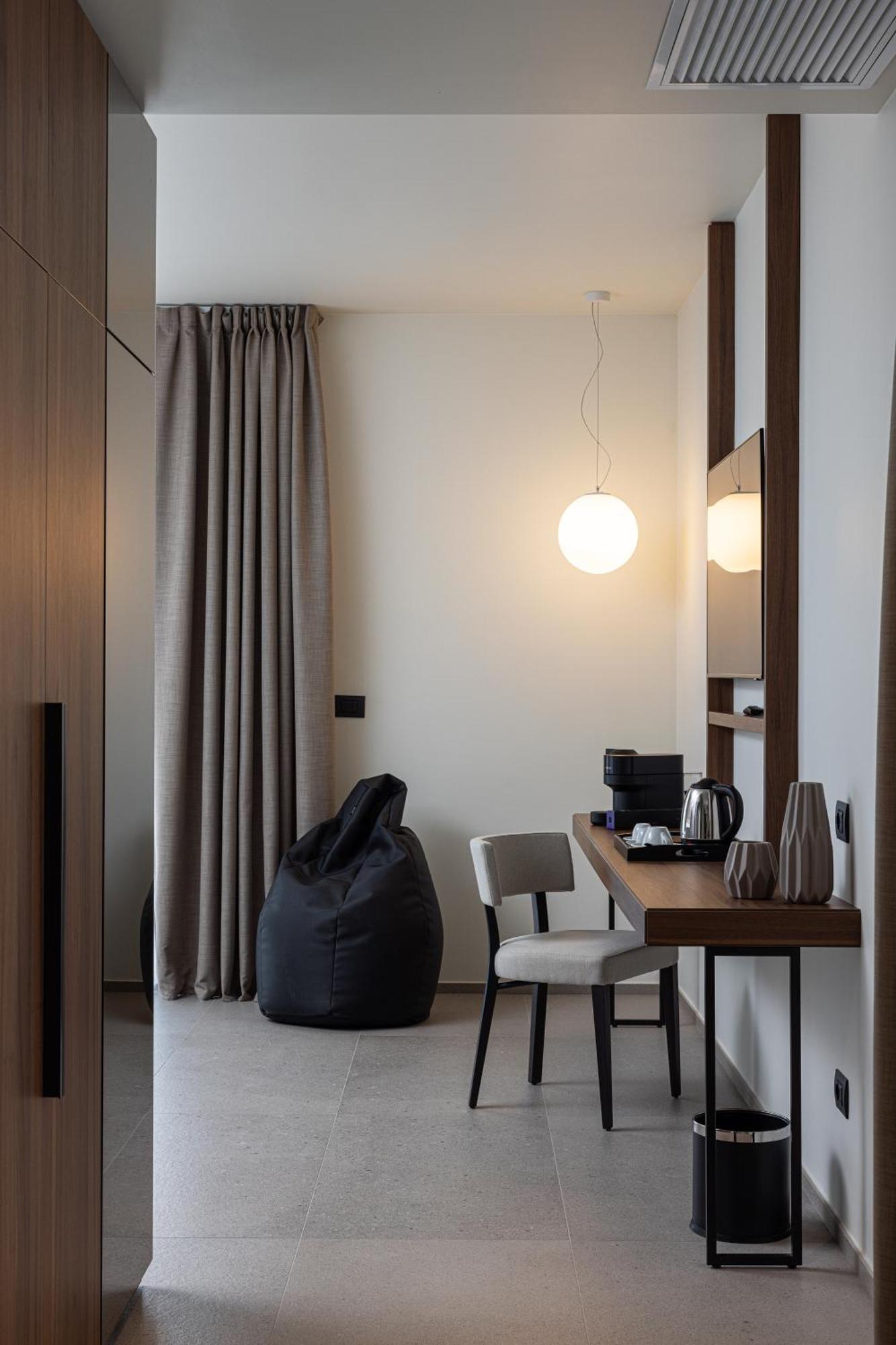 B21 Lifestyle Hotel Bari Esterno foto